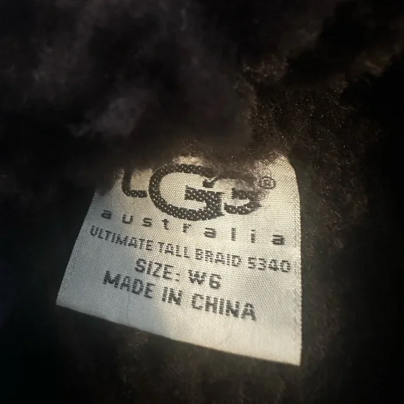 UGG Ultimate Tall Braid Boot (5340) - Shearling Hard Bottom Snow Boot - Size 6 - Picture 7 of 7